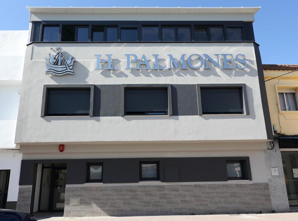 H.Palmones Hostel Exterior photo